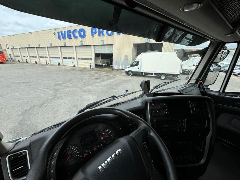 Tracteur routier Iveco STRALIS 460 MIX LNG/CNG: photos 11
