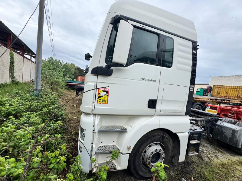 MAN TGX 18.480 - Tracteur routier: photos 2 MAN TGX 18.480 - Tracteur routier: photos 2