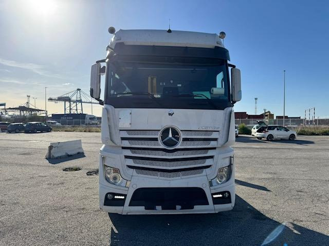 Mercedes ACTROS 1853 RETARDER - Tracteur routier: photos 2 Mercedes ACTROS 1853 RETARDER - Tracteur routier: photos 2