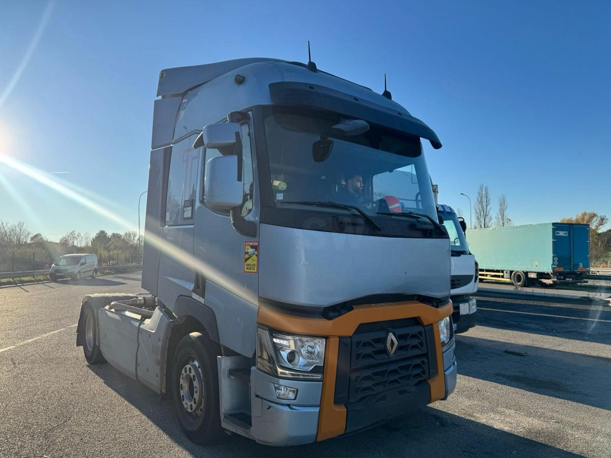 Renault T 480 - Tracteur routier: photos 3 Renault T 480 - Tracteur routier: photos 3