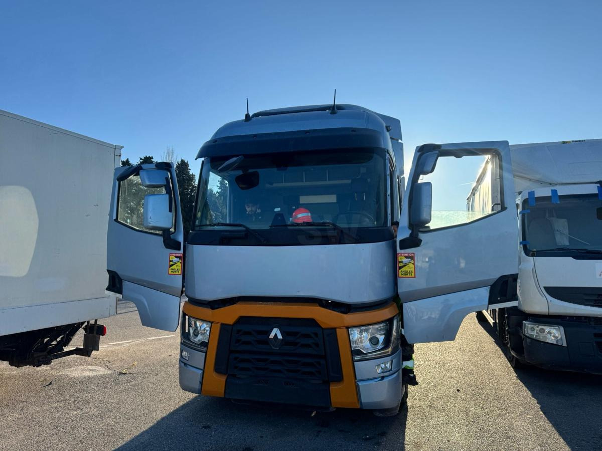 Renault T 480 - Tracteur routier: photos 2 Renault T 480 - Tracteur routier: photos 2