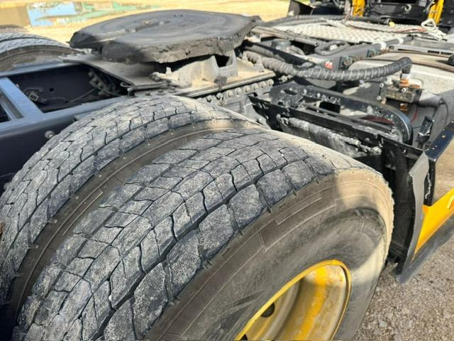 Renault T HIGH 520 RENAULT SPORT RACING LIMITED EDITION - Tracteur routier: photos 5 Renault T HIGH 520 RENAULT SPORT RACING LIMITED EDITION - Tracteur routier: photos 5