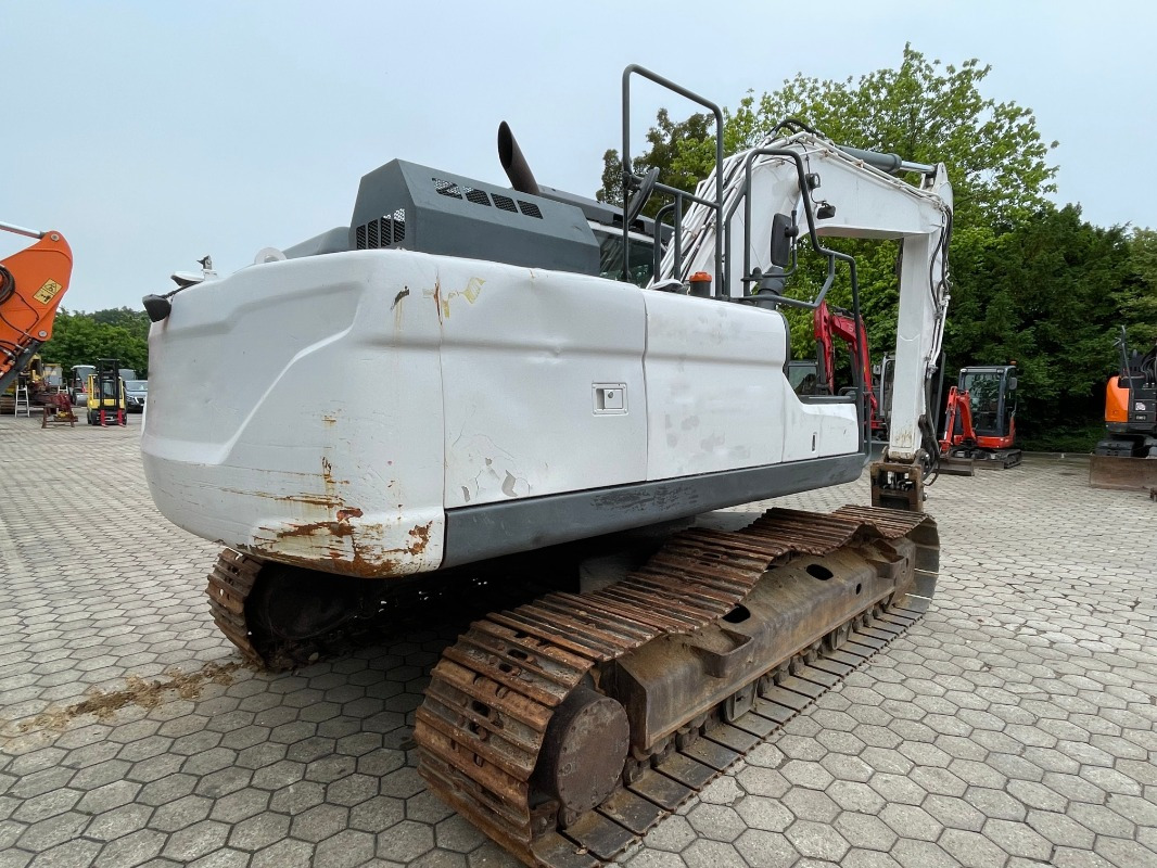 Doosan DX225LC-5 - Pelle sur chenille: photos 3 Doosan DX225LC-5 - Pelle sur chenille: photos 3