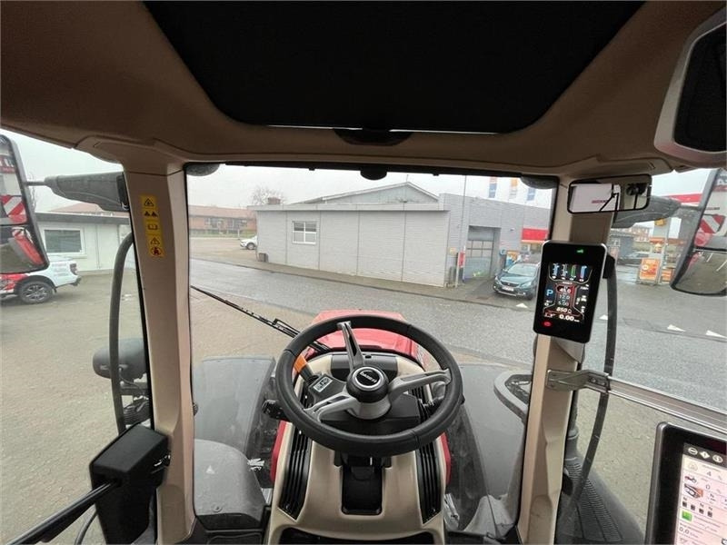 Tracteur agricole Case IH OPTUM 340 CVX. AFS CONNECT: photos 11