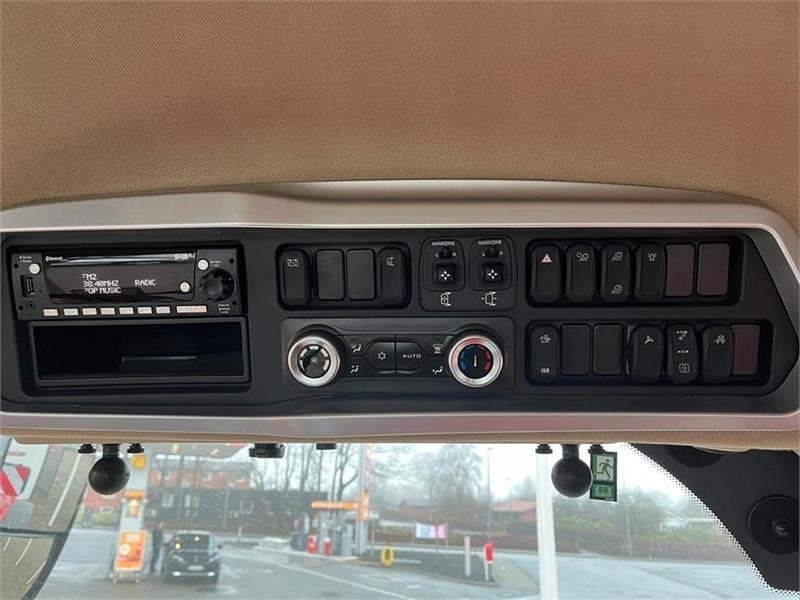 Tracteur agricole Case IH OPTUM 340 CVX. AFS CONNECT: photos 16