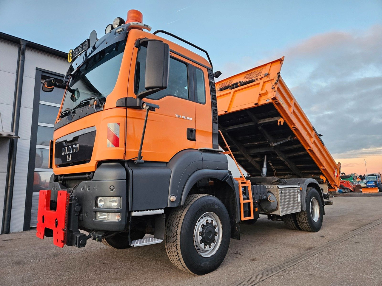 MAN TGS 18.360 4x4 BL Euro5 Meiller - Camion benne: photos 5 MAN TGS 18.360 4x4 BL Euro5 Meiller - Camion benne: photos 5