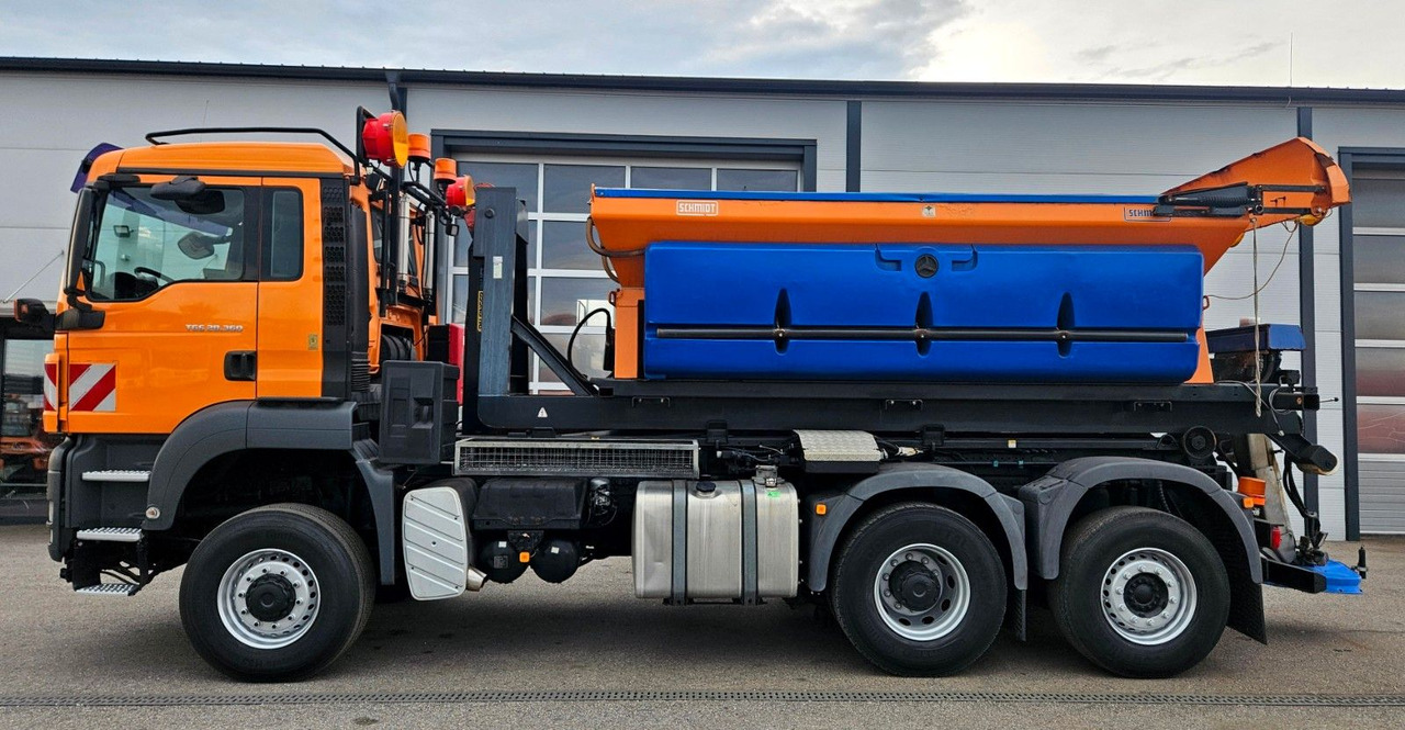 MAN TGS 28.360 6x4-4 BL EEV Winterdienst Streuer - Camion ampliroll: photos 2 MAN TGS 28.360 6x4-4 BL EEV Winterdienst Streuer - Camion ampliroll: photos 2