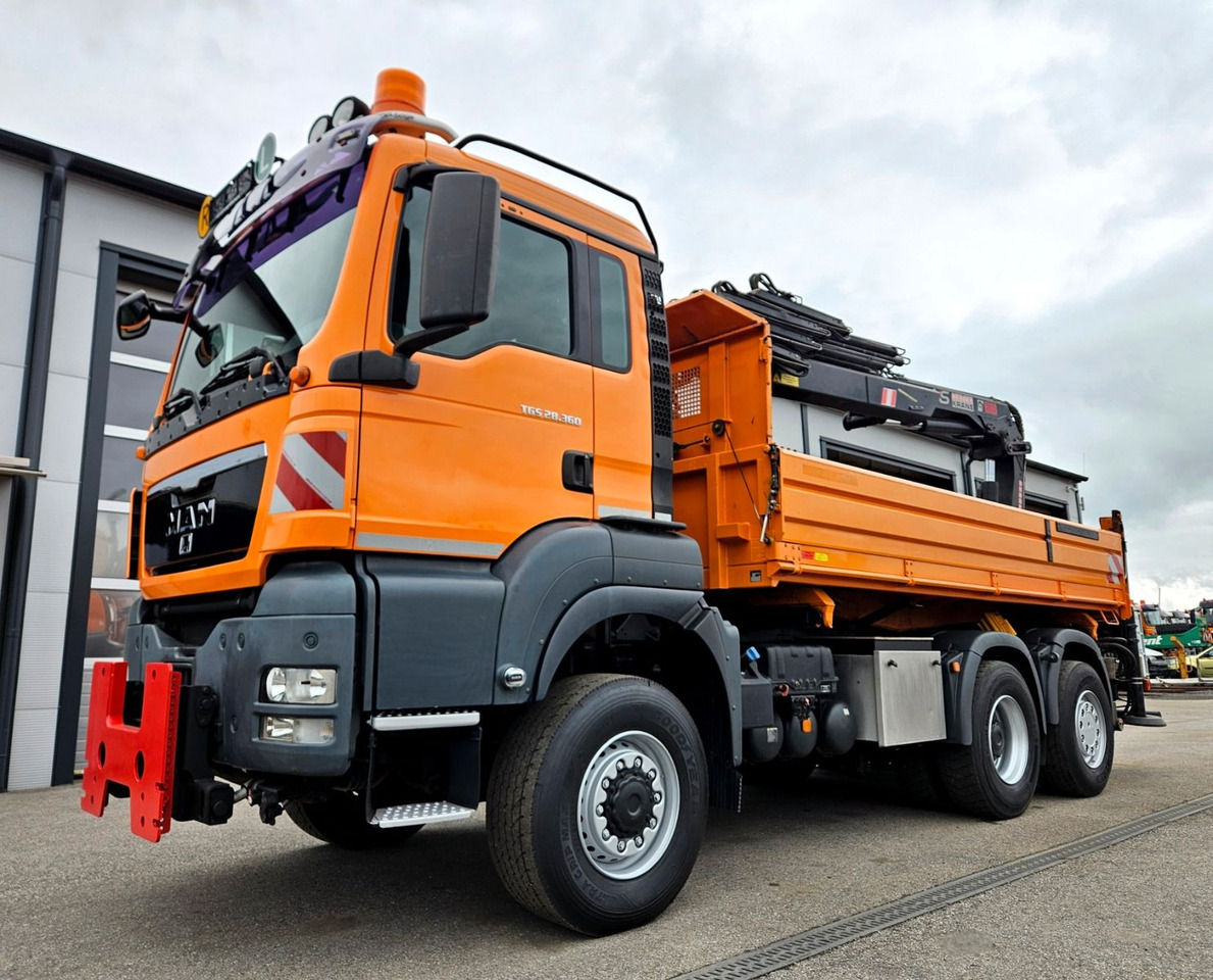 Camion benne, Camion grue MAN TGS 28.360 6x4-4 HIAB 144E-4 Kran Euro5: photos 10