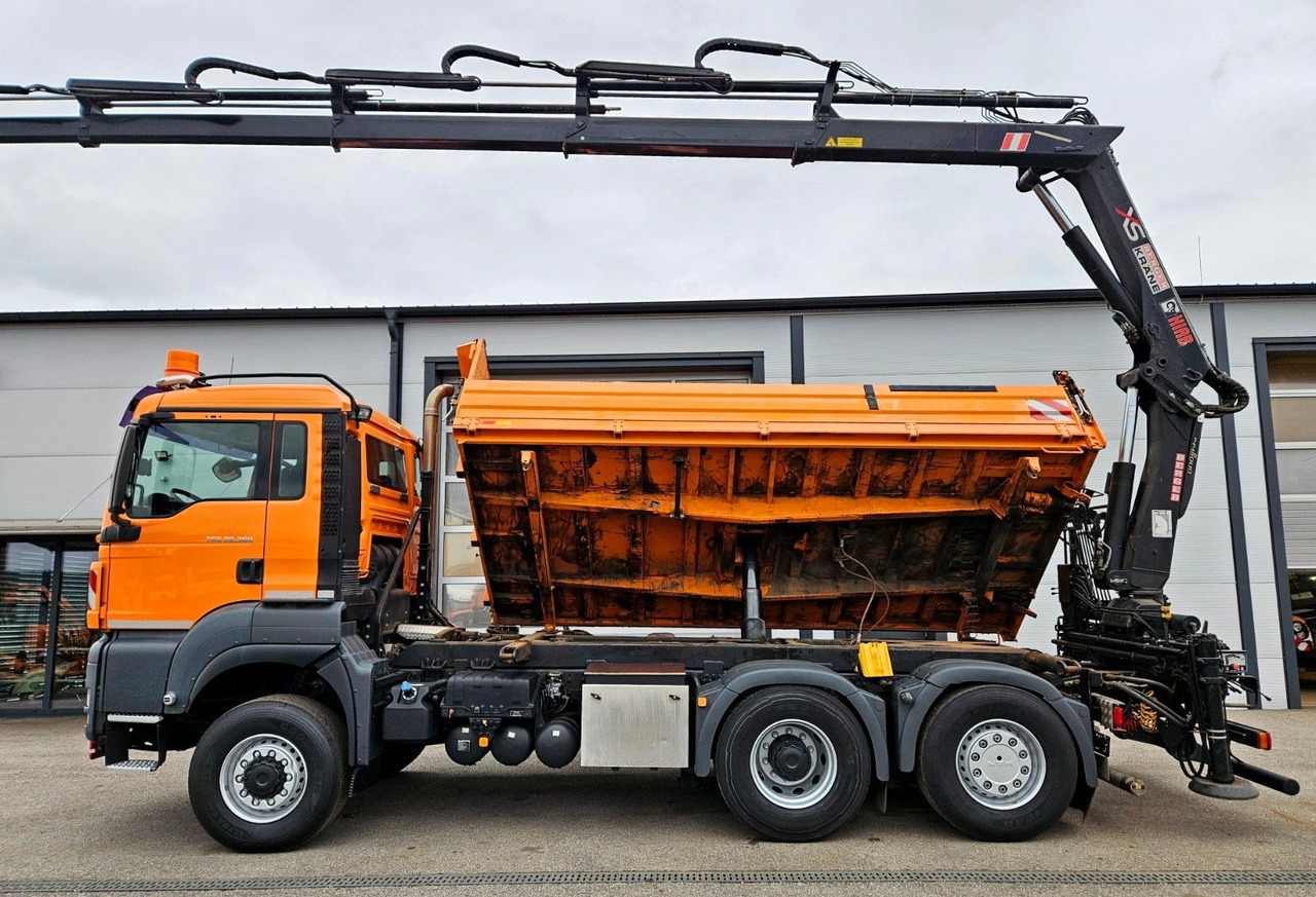 Camion benne, Camion grue MAN TGS 28.360 6x4-4 HIAB 144E-4 Kran Euro5: photos 6