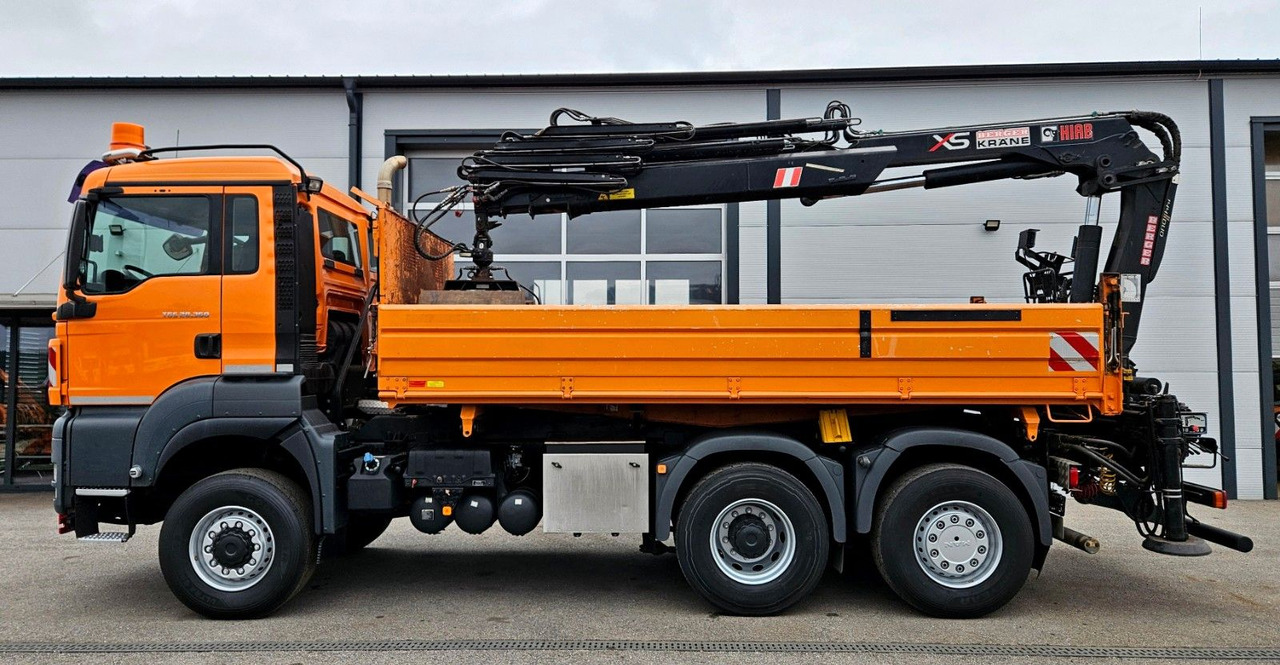 Camion benne, Camion grue MAN TGS 28.360 6x4-4 HIAB 144E-4 Kran Euro5: photos 11
