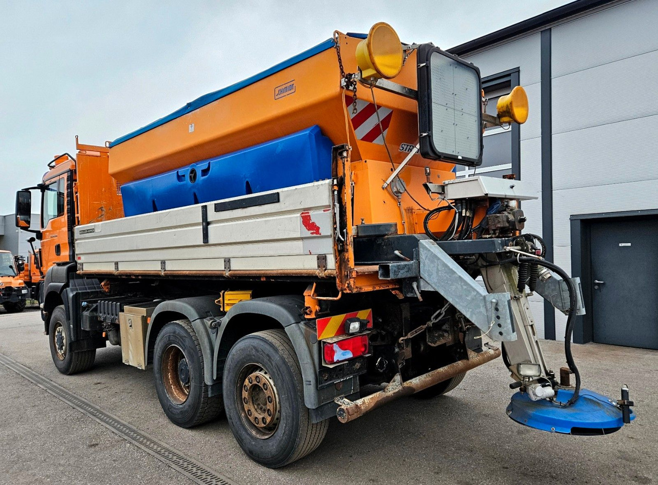 MAN TGS 28.400 6x4-4 BL Winterdienst Schmidt Euro5 - Camion benne: photos 3 MAN TGS 28.400 6x4-4 BL Winterdienst Schmidt Euro5 - Camion benne: photos 3