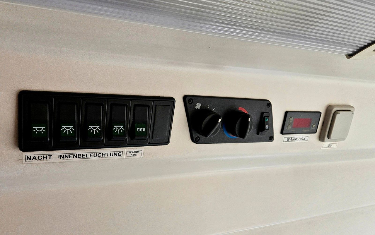 Ambulance Volkswagen CRAFTER TDI Ambulance RTW L2H2 DLOUHY: photos 20 Ambulance Volkswagen CRAFTER TDI Ambulance RTW L2H2 DLOUHY: photos 20