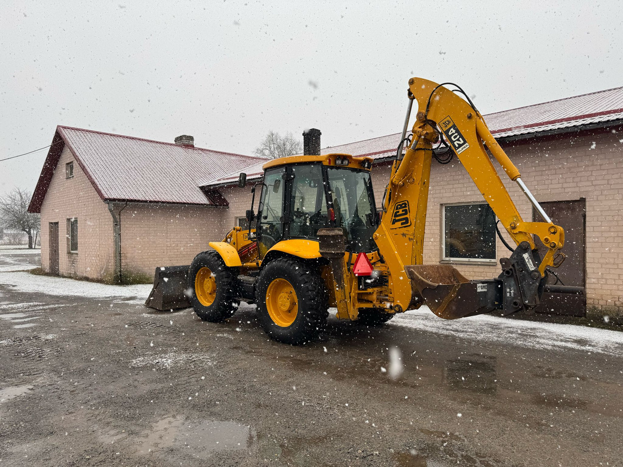 JCB 4CN - Tractopelle: photos 3 JCB 4CN - Tractopelle: photos 3