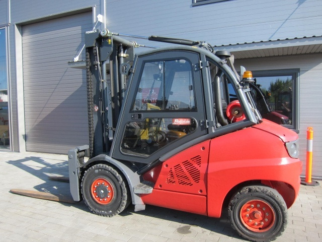 LINDE H50T – 394 - Chariot élévateur à gaz: photos 4 LINDE H50T – 394 - Chariot élévateur à gaz: photos 4