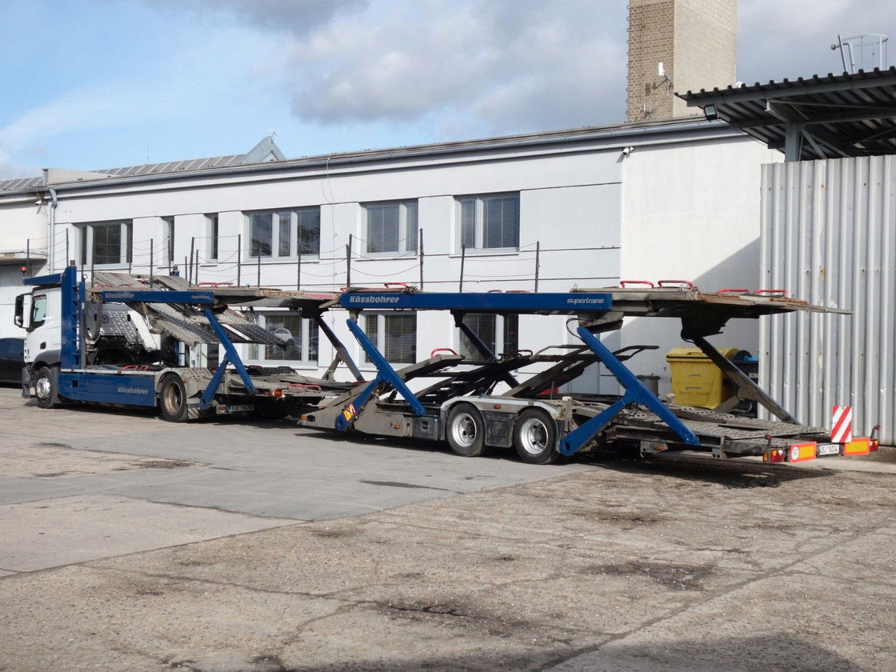 Mercedes-Benz Actros 1843 mit Kässbohrer Supertrans/Supertrans - Camion porte-voitures: photos 4 Mercedes-Benz Actros 1843 mit Kässbohrer Supertrans/Supertrans - Camion porte-voitures: photos 4