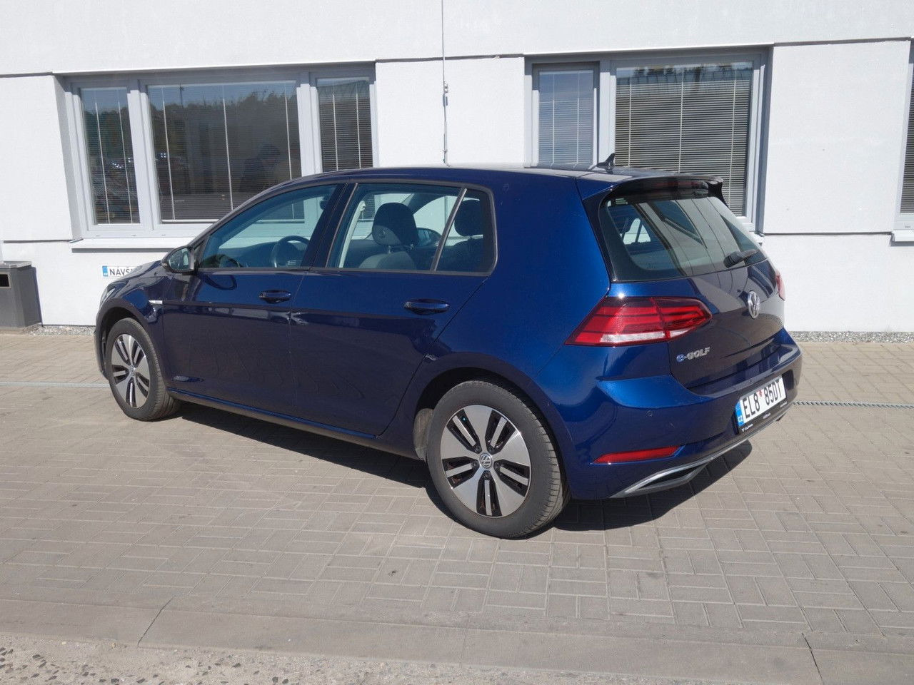 Volkswagen e-Golf VII, 100kW, LED, SHZ, ALU - Voiture: photos 4 Volkswagen e-Golf VII, 100kW, LED, SHZ, ALU - Voiture: photos 4