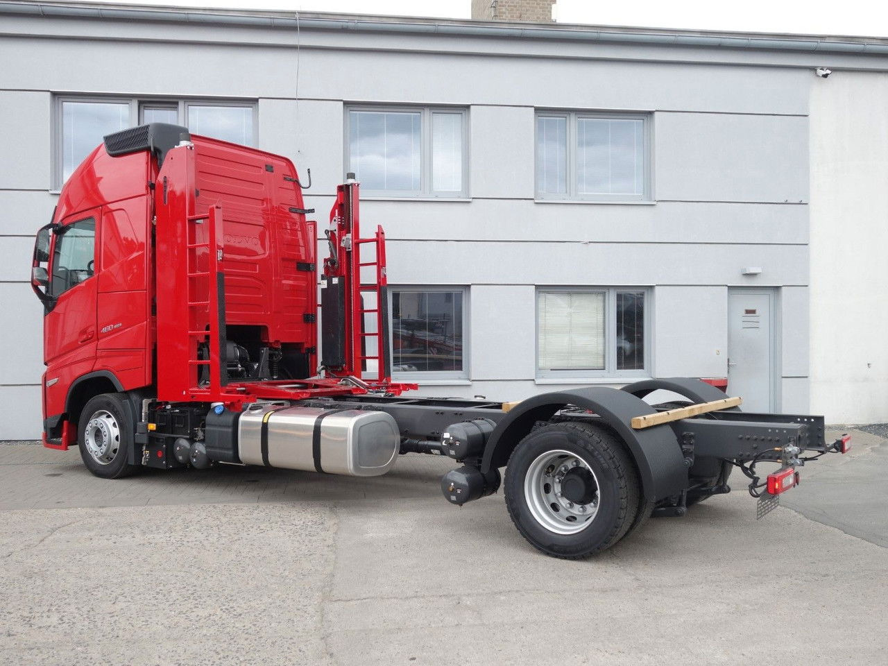 Volvo FH 13 XL 460 TC Neue fur Kassbohrer - Camion porte-voitures: photos 5 Volvo FH 13 XL 460 TC Neue fur Kassbohrer - Camion porte-voitures: photos 5