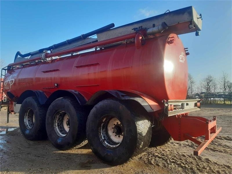 AP GV 25 - Tonne à lisier: photos 5 AP GV 25 - Tonne à lisier: photos 5