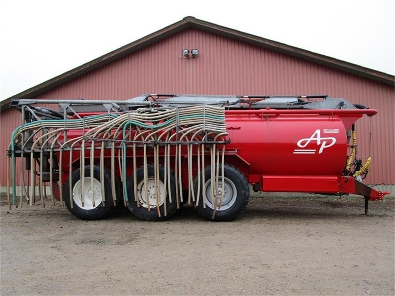 AP GV 25 m/24 meter slangebom - Tonne à lisier: photos 3 AP GV 25 m/24 meter slangebom - Tonne à lisier: photos 3