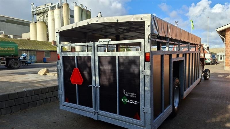 CN Agro Model D - Remorque bétaillère, Remorque agricole: photos 4 CN Agro Model D - Remorque bétaillère, Remorque agricole: photos 4