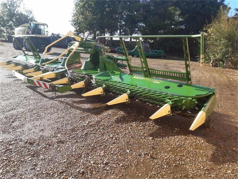 Krone Easy Collect 900 - Matériel de fenaison: photos 2 Krone Easy Collect 900 - Matériel de fenaison: photos 2