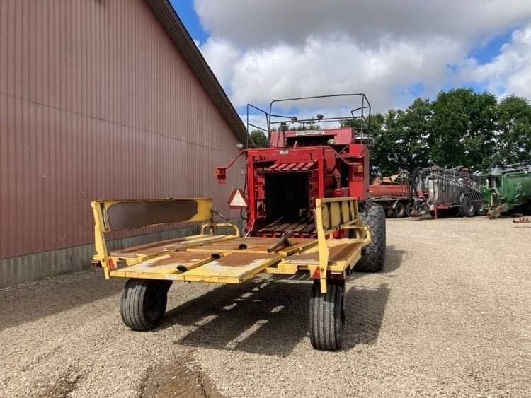 Massey Ferguson LB190 Fieldstar *** m. parkland ballevogn *** - Presse à balles cubiques: photos 4 Massey Ferguson LB190 Fieldstar *** m. parkland ballevogn *** - Presse à balles cubiques: photos 4
