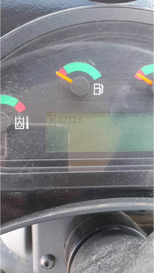 CAT 918M - Chargeuse sur pneus: photos 5 CAT 918M - Chargeuse sur pneus: photos 5