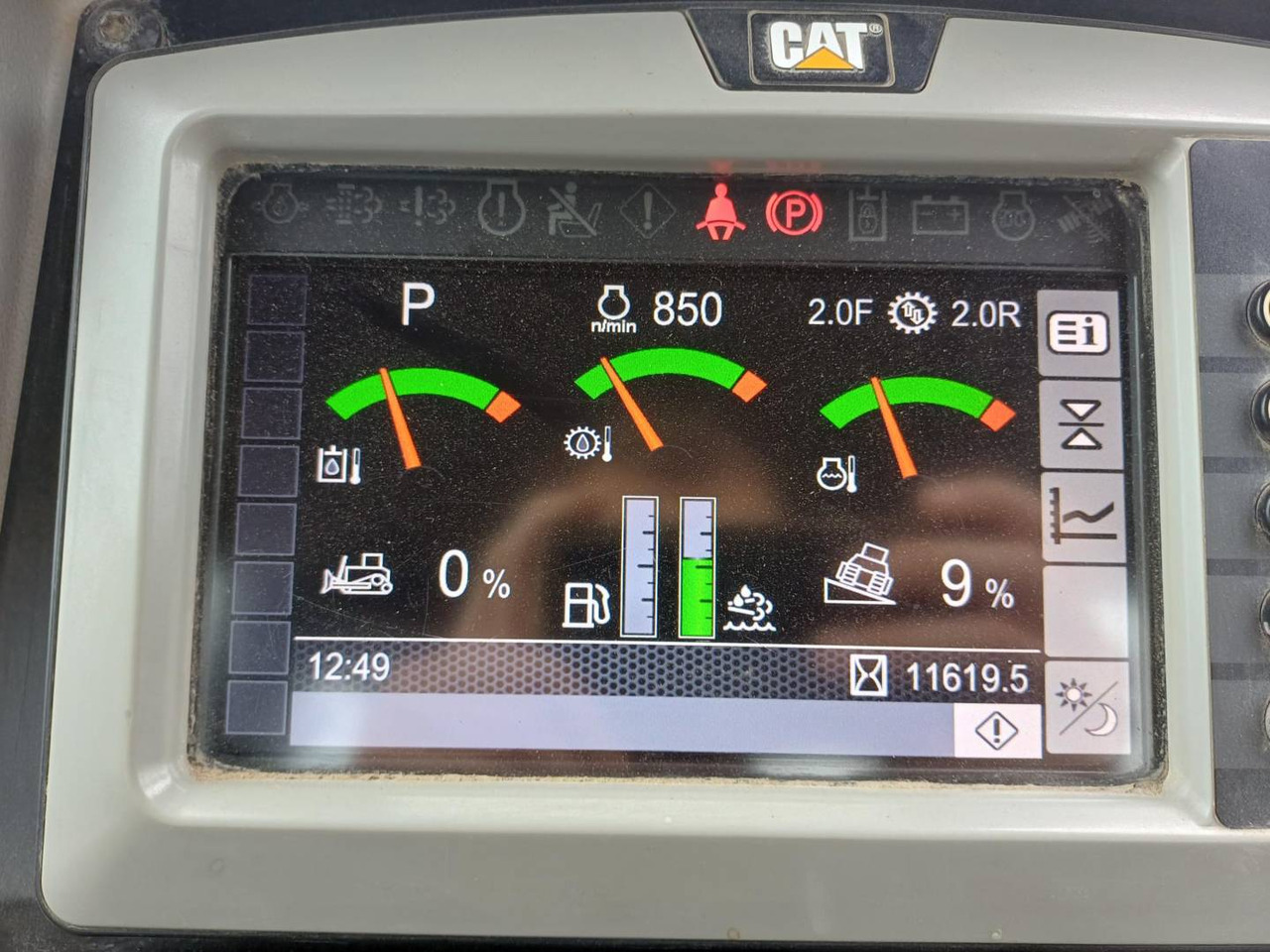 CAT D6NXL - Bulldozer: photos 5 CAT D6NXL - Bulldozer: photos 5