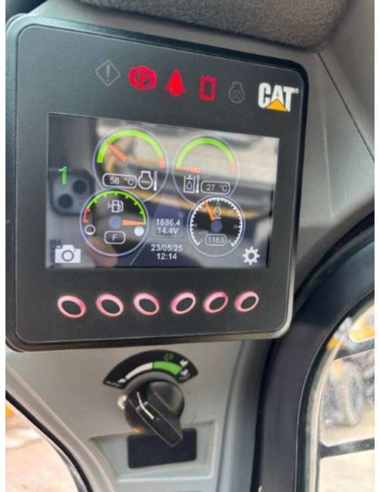 CAT 279D3 - Chargeuse compacte sur chenilles: photos 5 CAT 279D3 - Chargeuse compacte sur chenilles: photos 5