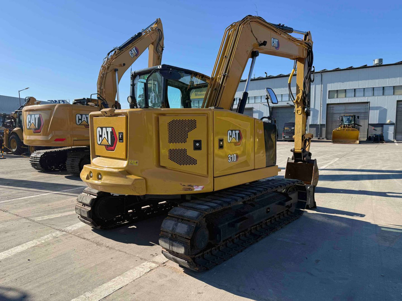 CAT 310 - Pelle sur chenille: photos 3 CAT 310 - Pelle sur chenille: photos 3