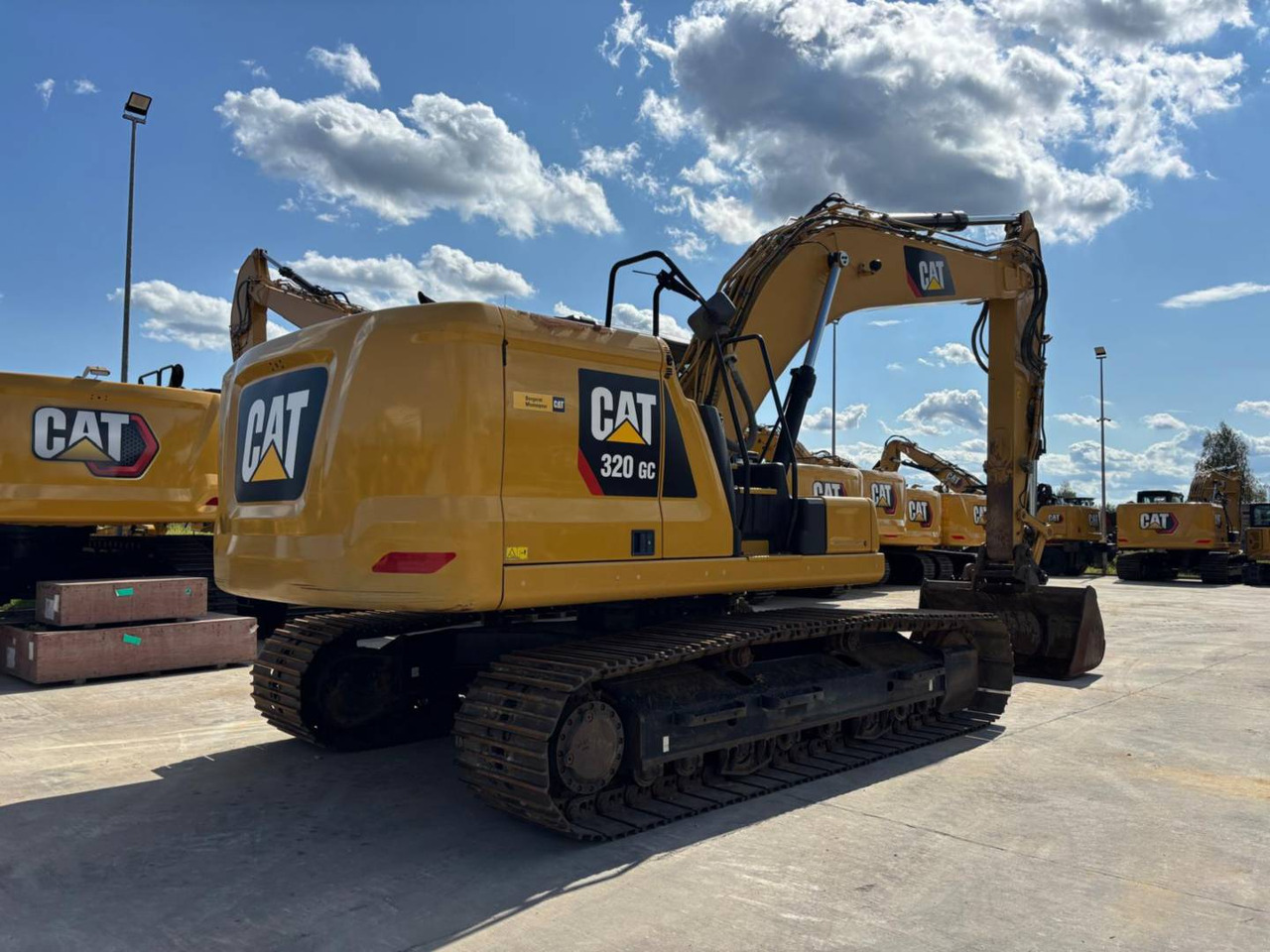 CAT 320GC - Pelle sur chenille: photos 3 CAT 320GC - Pelle sur chenille: photos 3