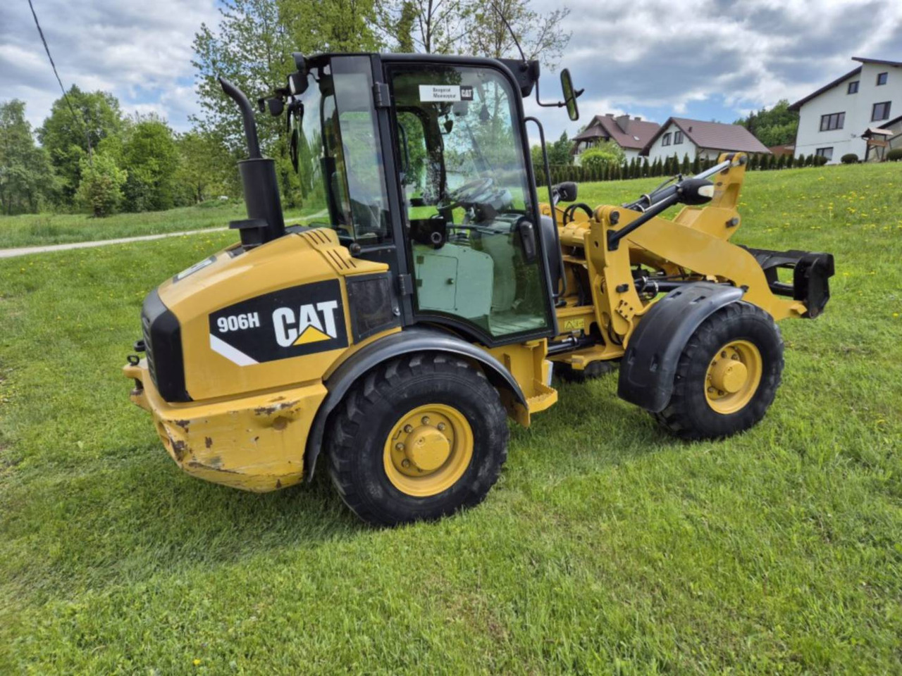 CAT 906H - Chargeuse sur pneus: photos 3 CAT 906H - Chargeuse sur pneus: photos 3