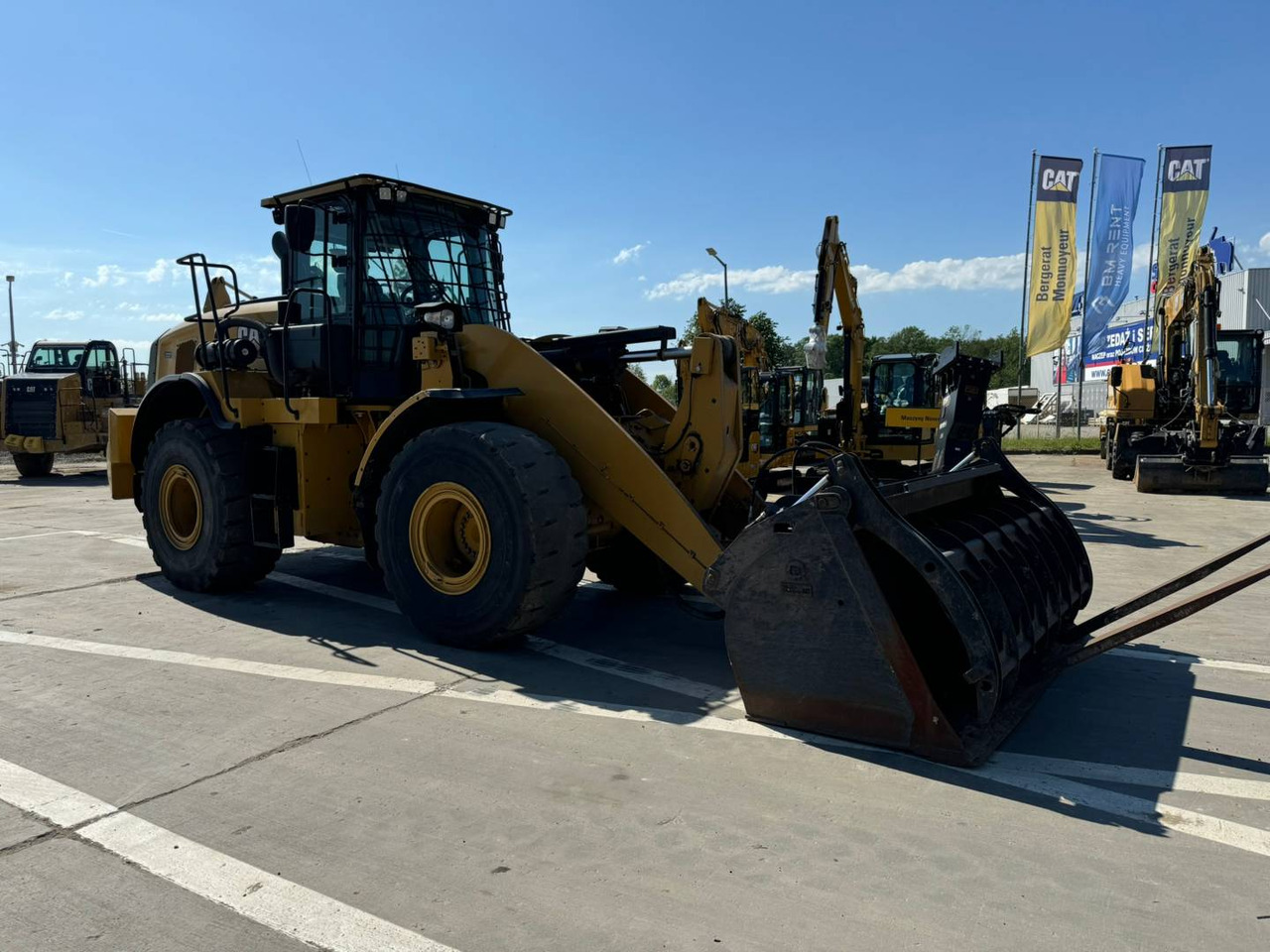 CAT 962M - Chargeuse sur pneus: photos 2 CAT 962M - Chargeuse sur pneus: photos 2