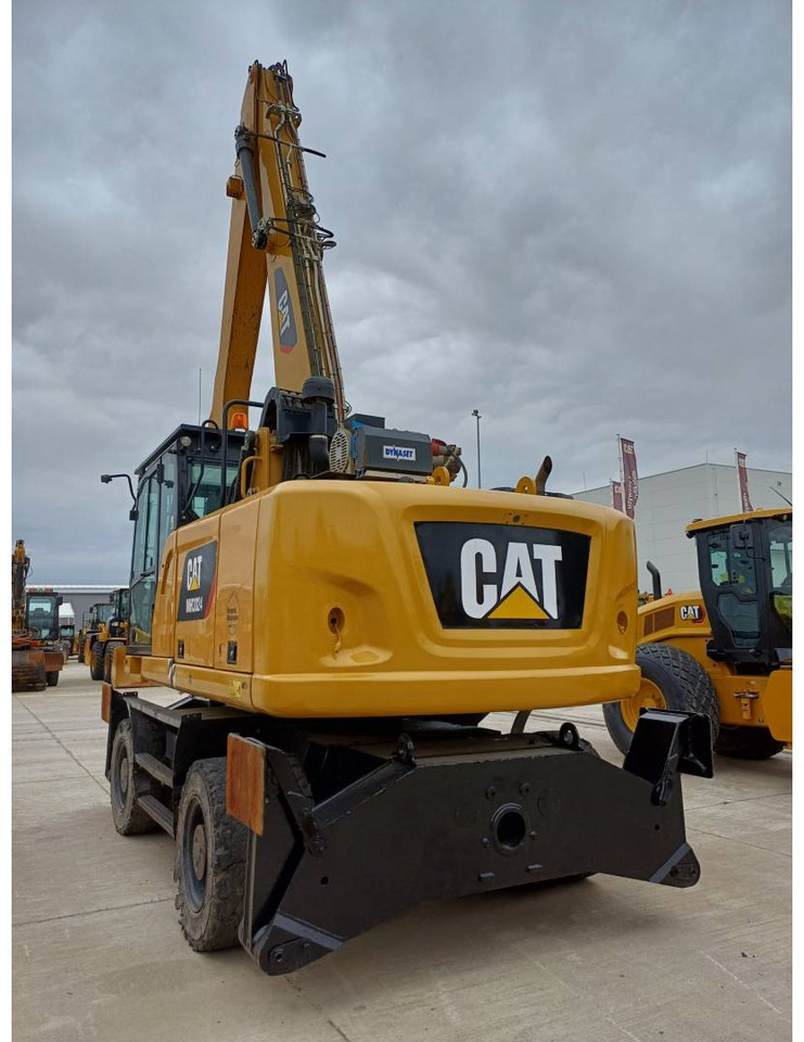 CAT MH3024 - Pelle de manutention: photos 4 CAT MH3024 - Pelle de manutention: photos 4