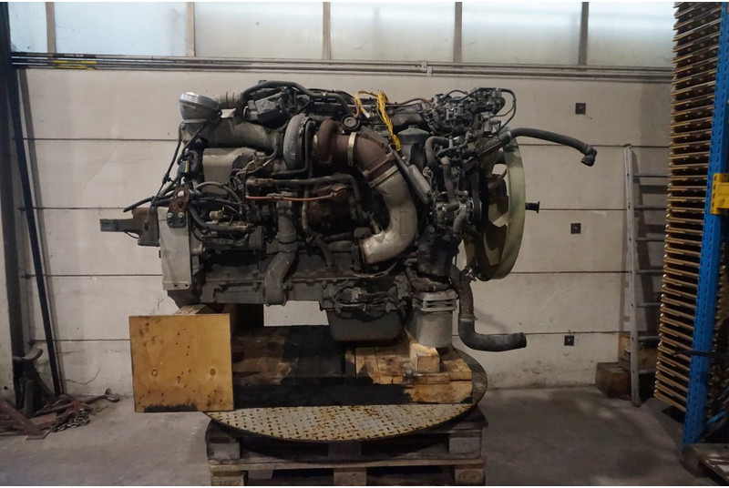 MAN D2066LF68 EURO6 320PS - Moteur pour Camion: photos 3 MAN D2066LF68 EURO6 320PS - Moteur pour Camion: photos 3