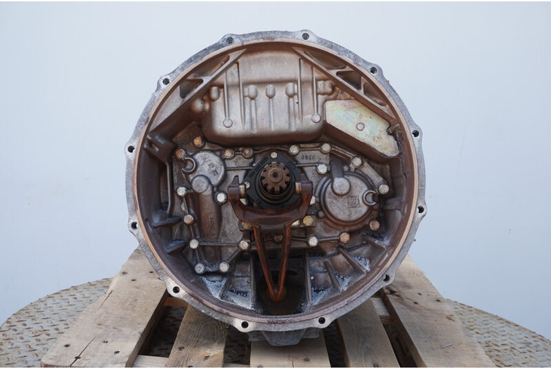 ZF 12AS2130DD TGS - Boîte de vitesse pour Camion: photos 2 ZF 12AS2130DD TGS - Boîte de vitesse pour Camion: photos 2