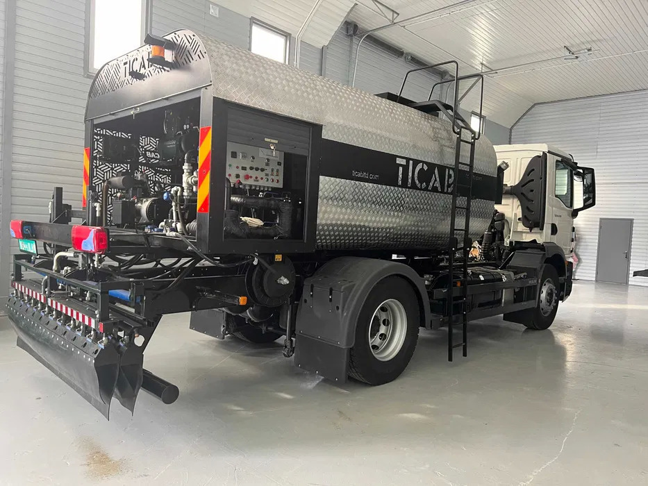 TICAB Asphalt Distributor, 8000 L, Аutonomous Asphalt Sprayer, Manufacturer - Camion pompe: photos 2 TICAB Asphalt Distributor, 8000 L, Аutonomous Asphalt Sprayer, Manufacturer - Camion pompe: photos 2