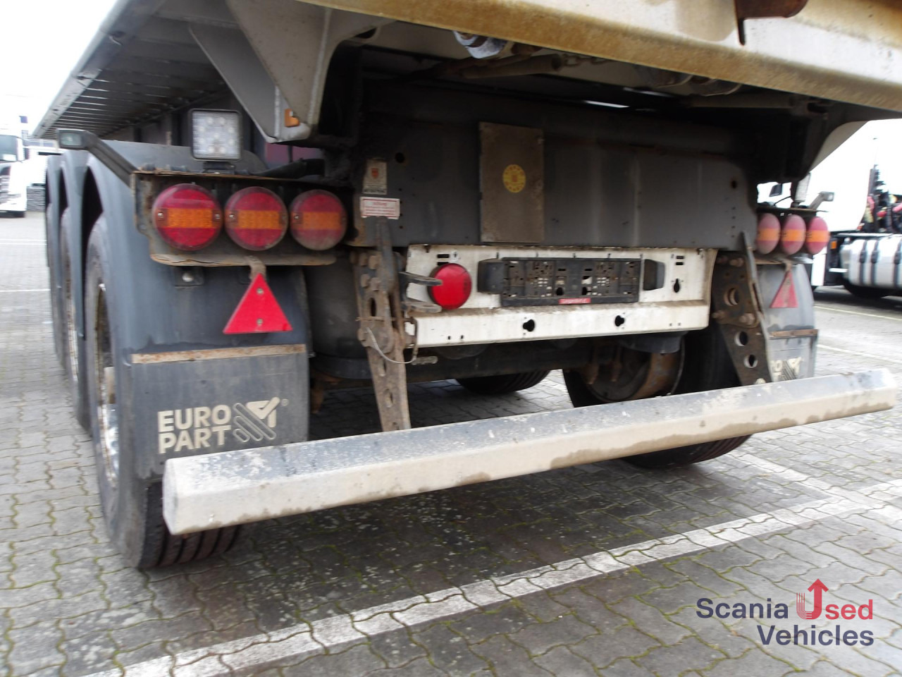 LANGENDORF SKA 24/30 - 28m³ - ALUKASTEN - LIFT - BPW - - Semi-remorque benne: photos 3 LANGENDORF SKA 24/30 - 28m³ - ALUKASTEN - LIFT - BPW - - Semi-remorque benne: photos 3