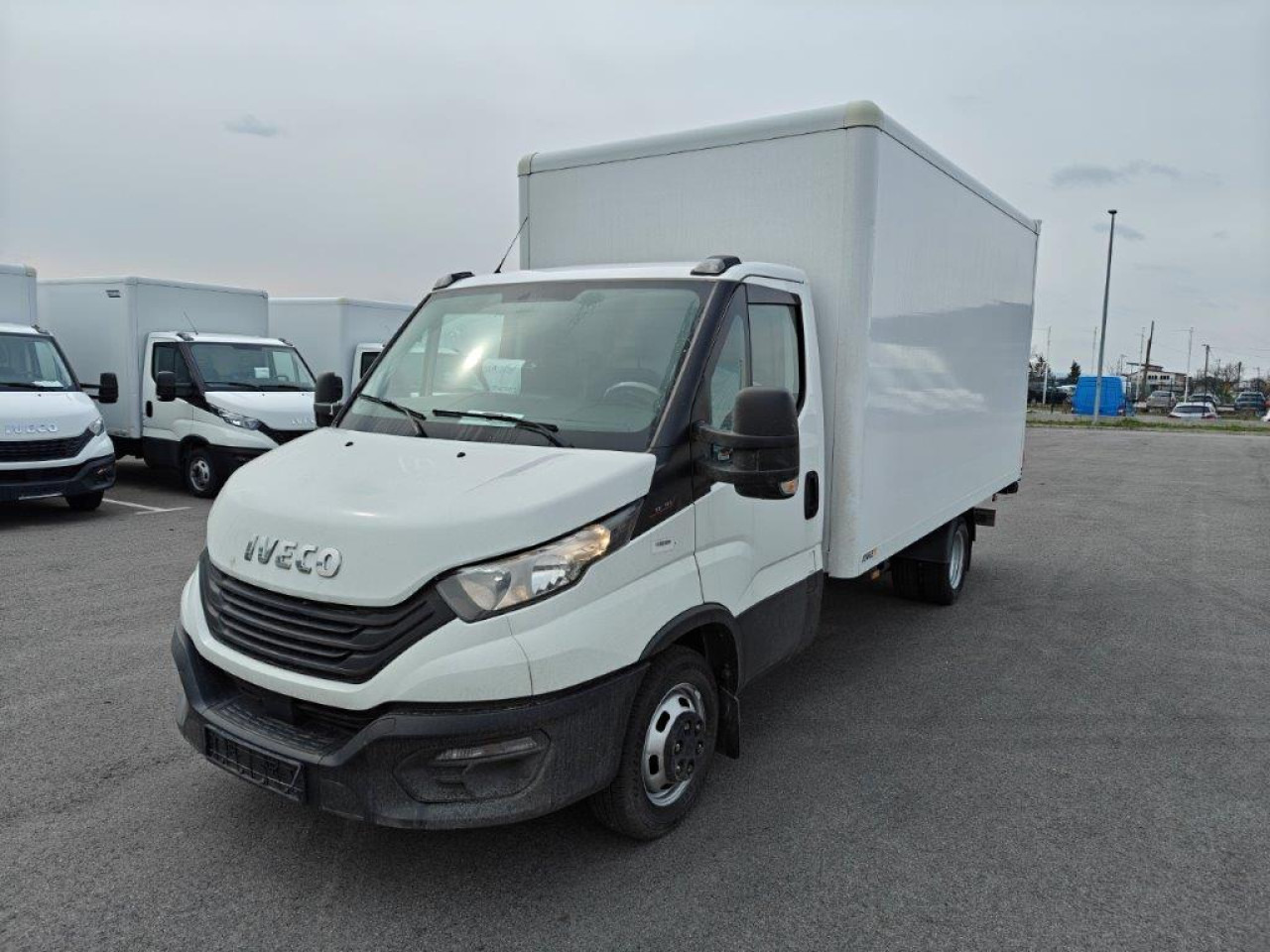 IVECO Daily 35C16H - Fourgon utilitaire: photos 1 IVECO Daily 35C16H - Fourgon utilitaire: photos 1