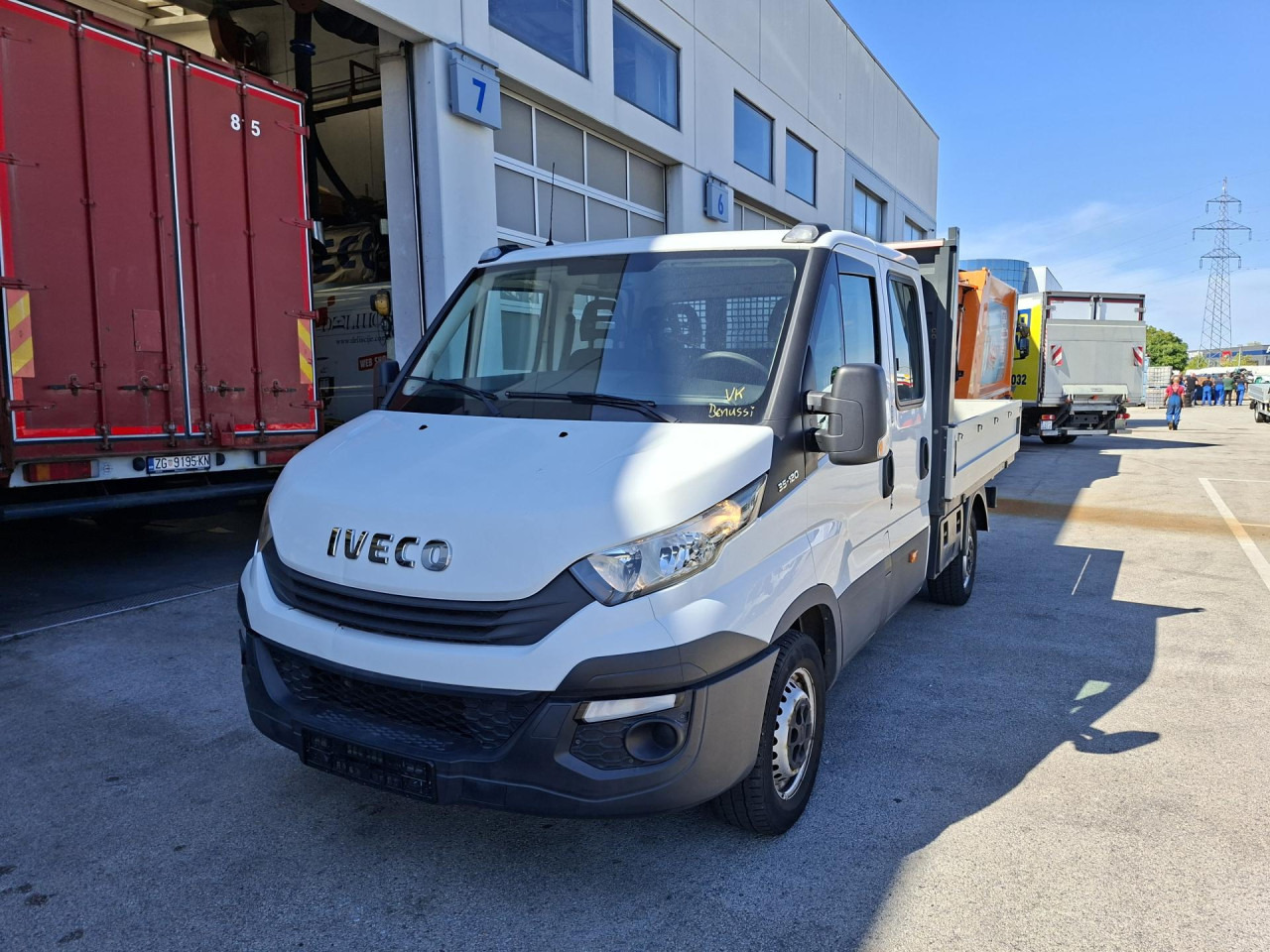 IVECO Daily 35S12 - Fourgon utilitaire, Utilitaire double cabine: photos 1 IVECO Daily 35S12 - Fourgon utilitaire, Utilitaire double cabine: photos 1