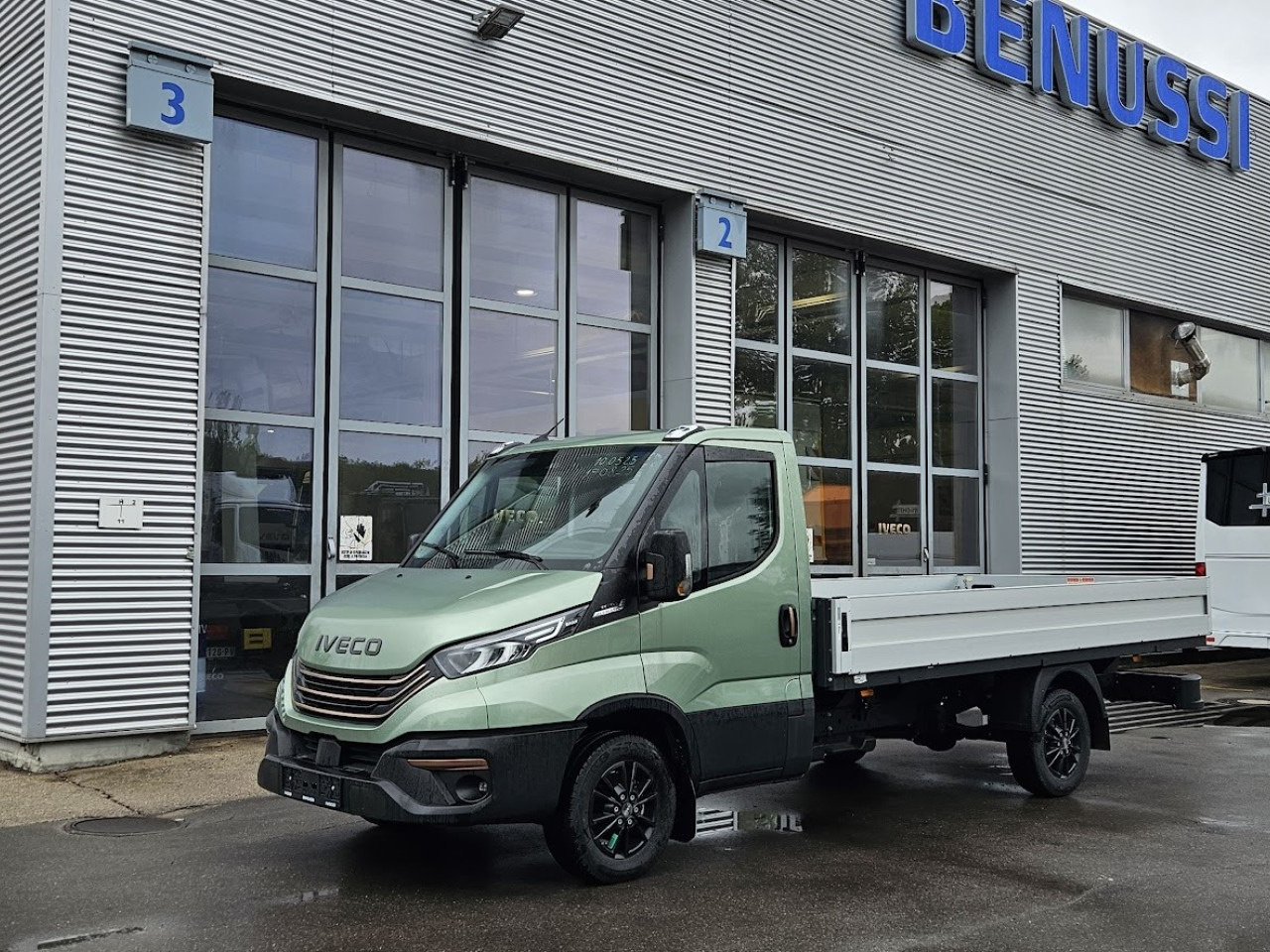 IVECO Daily 35S14A8 - Fourgon utilitaire: photos 1 IVECO Daily 35S14A8 - Fourgon utilitaire: photos 1