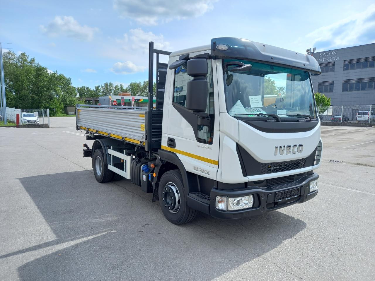 IVECO Eurocargo ML120EL25 - Utilitaire benne: photos 2 IVECO Eurocargo ML120EL25 - Utilitaire benne: photos 2