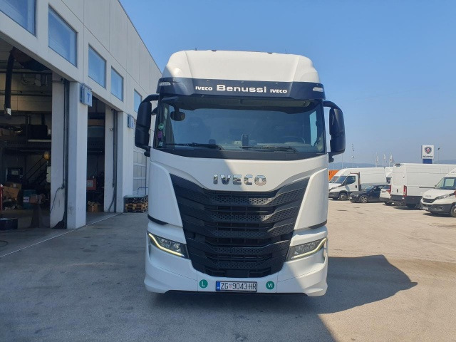 Tracteur routier IVECO S-Way AS440S48T/P