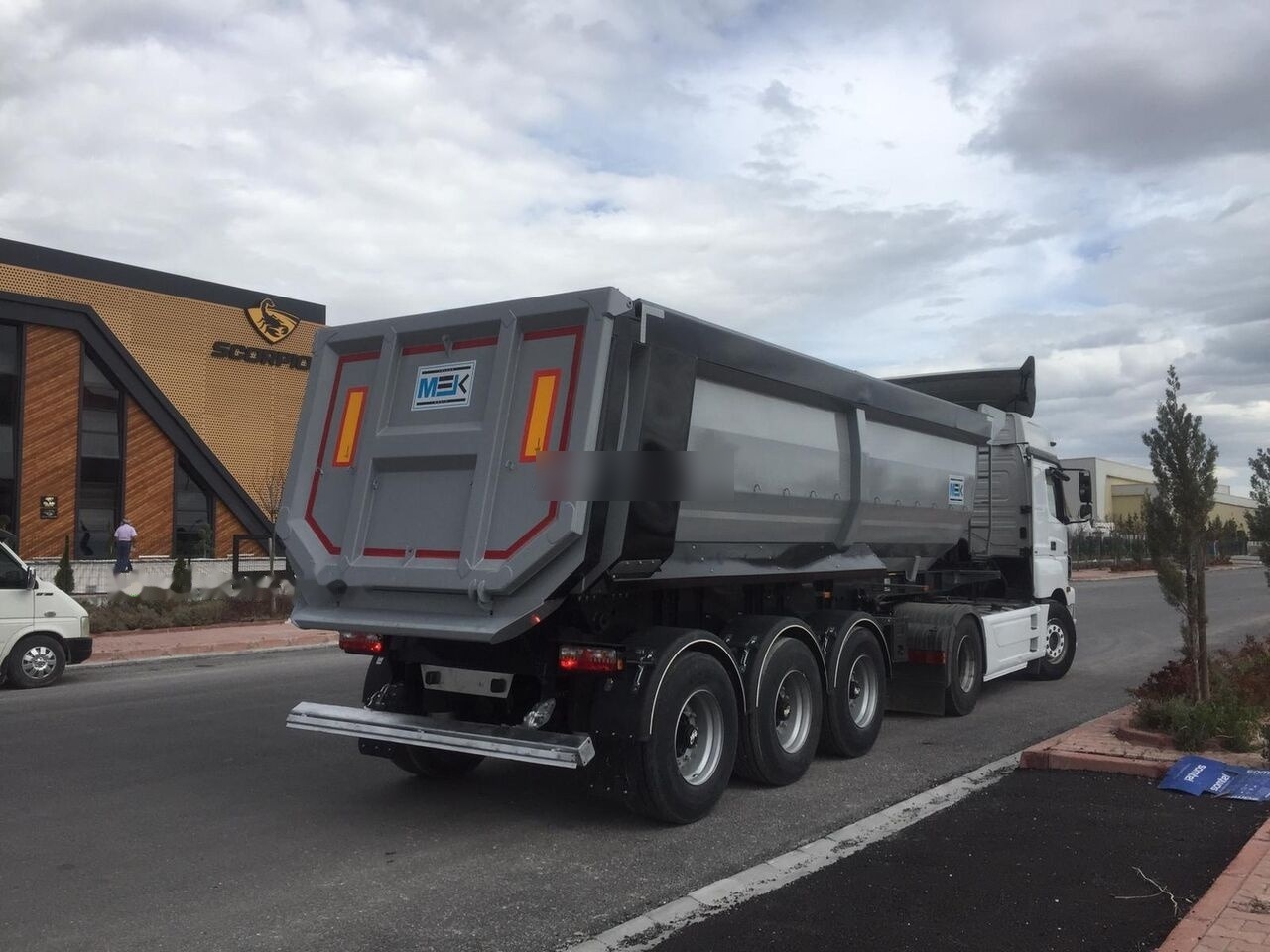 Semi-remorque benne neuf Scorpion Trailer SCORPION TRAILER NEW 3 AXLE TIPPER SEMI TRAILER (MANUFACTURER COMPANY): photos 10 Semi-remorque benne neuf Scorpion Trailer SCORPION TRAILER NEW 3 AXLE TIPPER SEMI TRAILER (MANUFACTURER COMPANY): photos 10