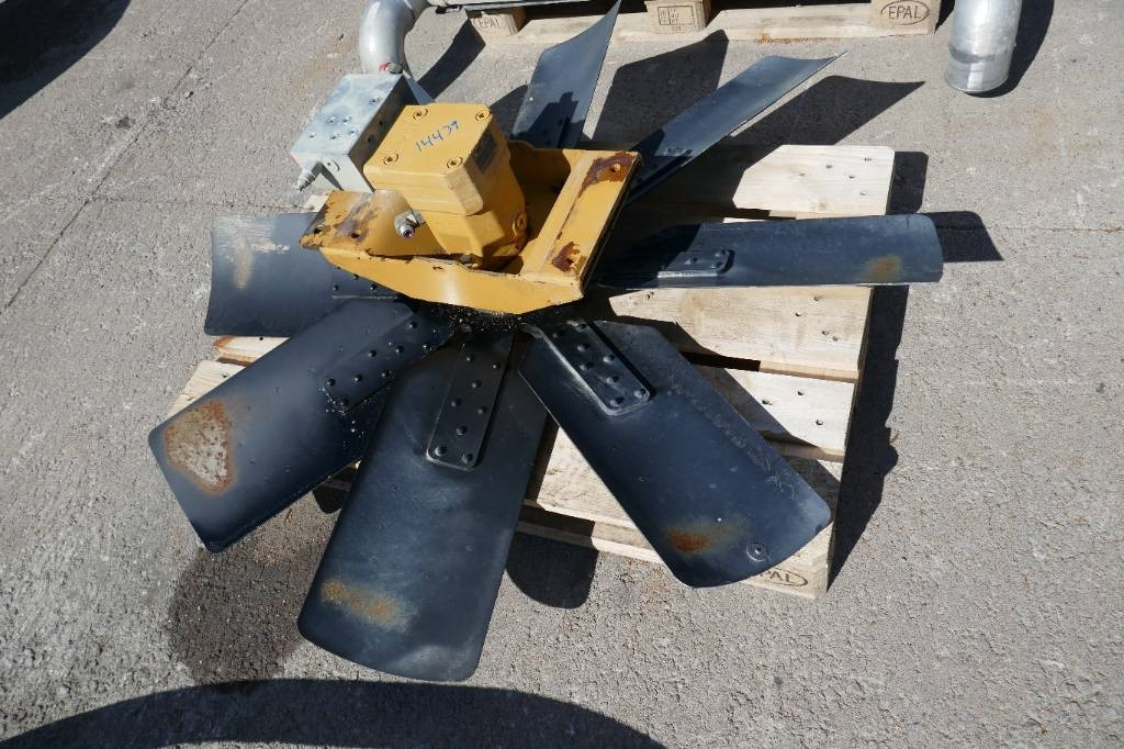 CAT 374 D, fläkt & motor, 326-4439 - Hydraulique pour Engins de chantier: photos 1 CAT 374 D, fläkt & motor, 326-4439 - Hydraulique pour Engins de chantier: photos 1