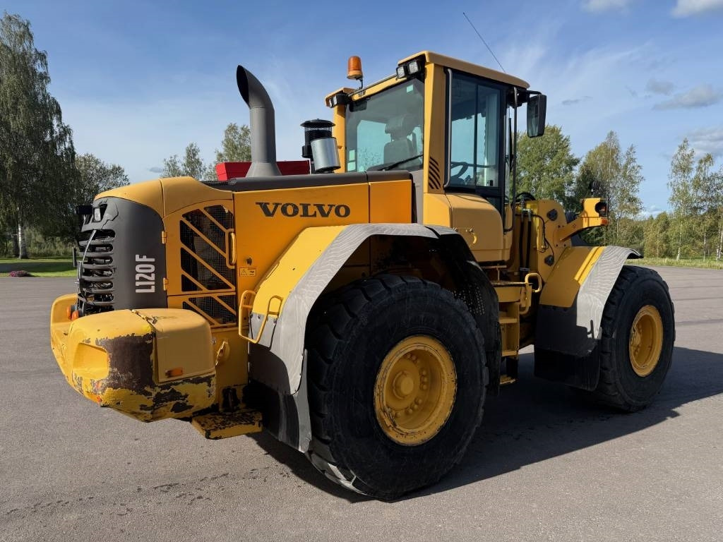 Volvo L 120 F - Chargeuse sur pneus: photos 3 Volvo L 120 F - Chargeuse sur pneus: photos 3