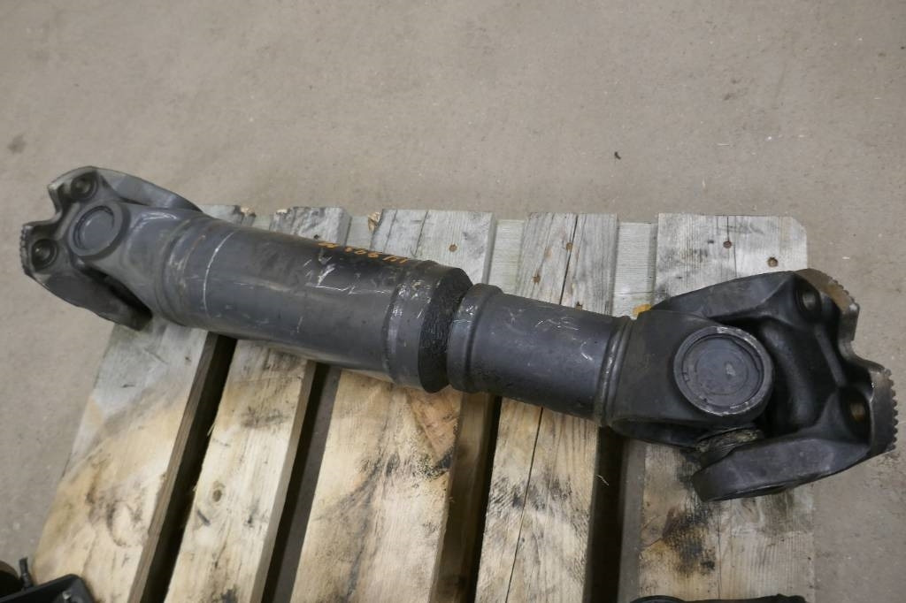 Volvo L180 HL Kardanaxel voe15085426  - Boîte de vitesse pour Engins de chantier: photos 1 Volvo L180 HL Kardanaxel voe15085426  - Boîte de vitesse pour Engins de chantier: photos 1