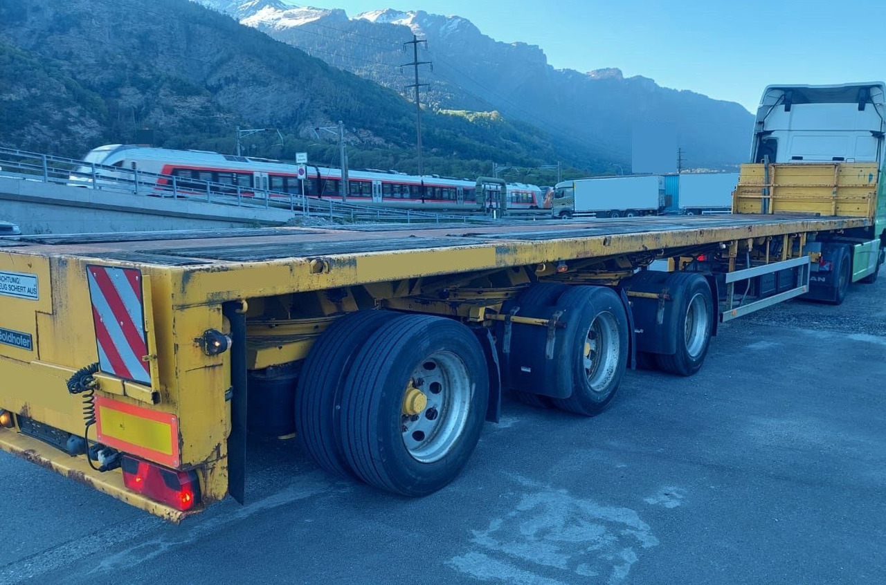 Goldhofer SPZ DL 3-36/80A, 56ton Goldhofer SPZ DL 3-36/80A, 56ton, 3m teleskop - Semi-remorque surbaissé: photos 2 Goldhofer SPZ DL 3-36/80A, 56ton Goldhofer SPZ DL 3-36/80A, 56ton, 3m teleskop - Semi-remorque surbaissé: photos 2