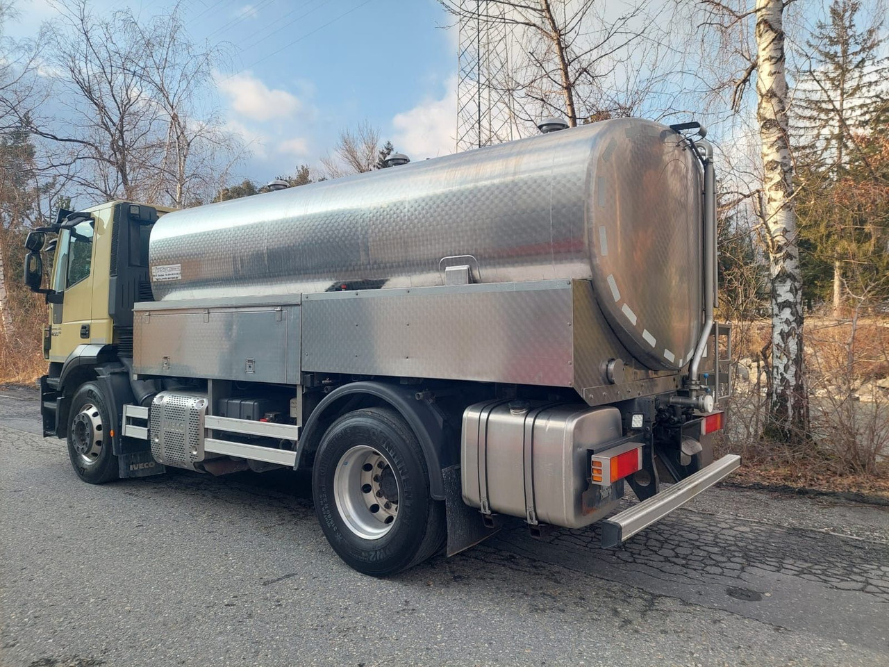 Iveco 190S40 Stralis 4x2, E6, Milchtank Jansky, RHD - Camion citerne: photos 4 Iveco 190S40 Stralis 4x2, E6, Milchtank Jansky, RHD - Camion citerne: photos 4