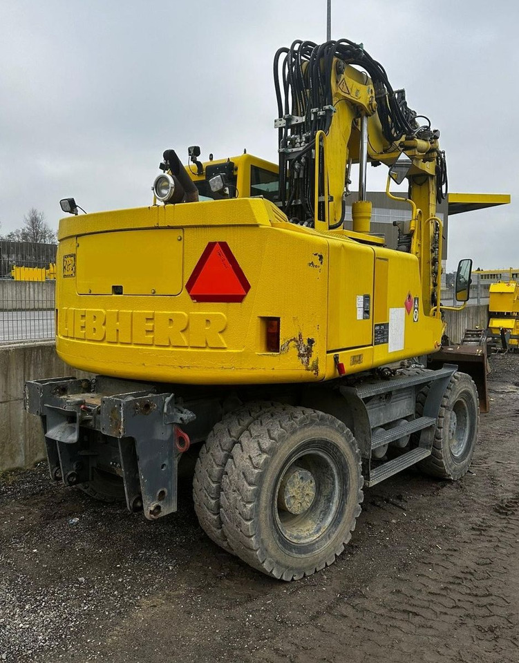 Liebherr A900C ZW Litronic PFS 2, Rail+Road, Gleisbagger - Pelle sur pneus: photos 2 Liebherr A900C ZW Litronic PFS 2, Rail+Road, Gleisbagger - Pelle sur pneus: photos 2